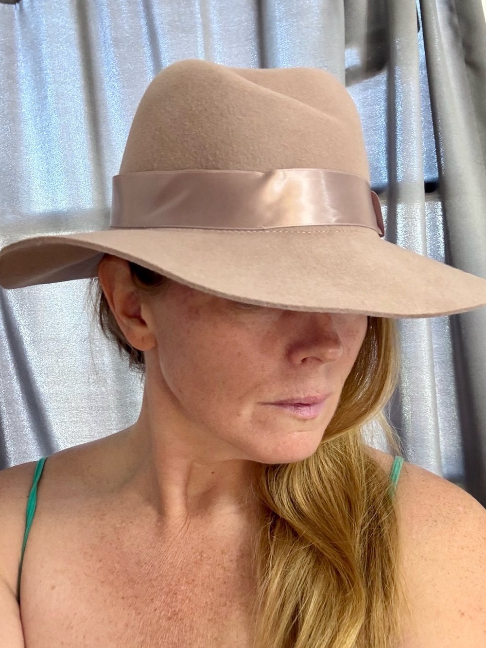 Women's Nordstrom Romantic Wide Brim Felt Fedora Hat in Blush Pink - Picture 7 of 11